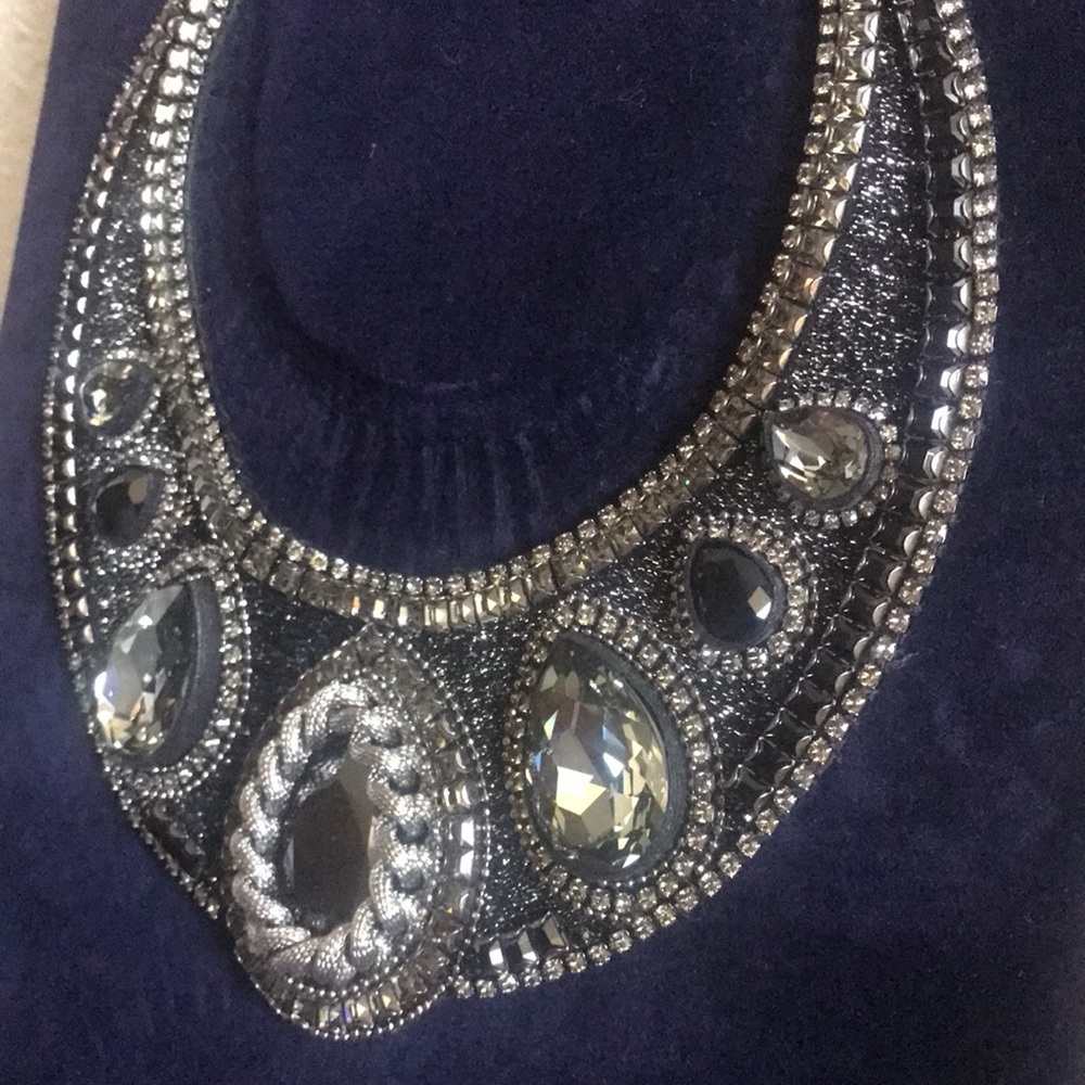 Authentic Swarovski Collar Necklace in black and gray. - Picture 6 of 13